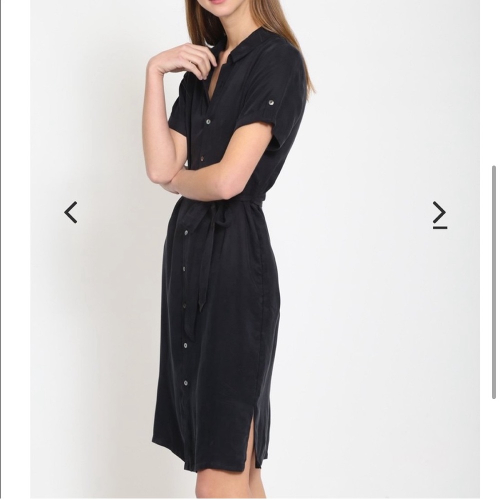 *sold* movint black dress small